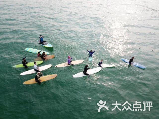 逃离黑砖房间